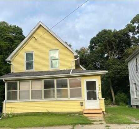 1224 Decker Street, Flint, MI 48503
