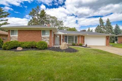 33660 Wood Street, Livonia, MI 48154