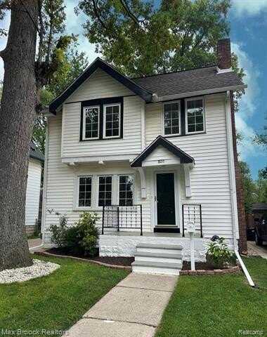 531 Gardenia Avenue, Royal Oak, MI 48067