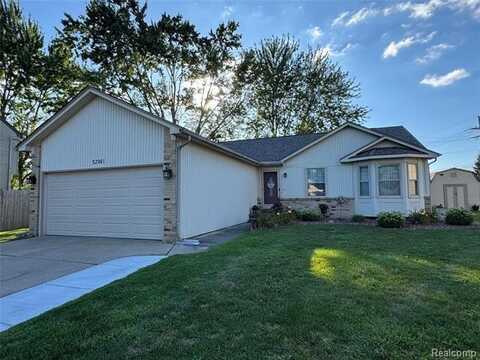 52981 Sequoia Trail, Chesterfield, MI 48047