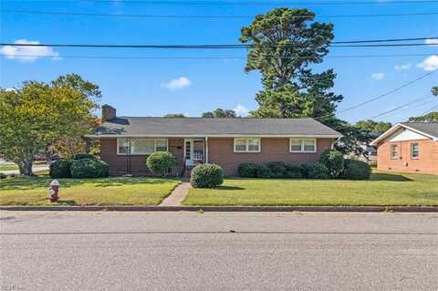 30 Whipple Drive, Hampton, VA 23663