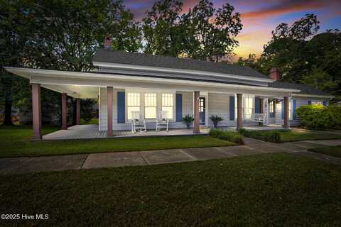 303 N Walnut Street, Spring Hope, NC 27882