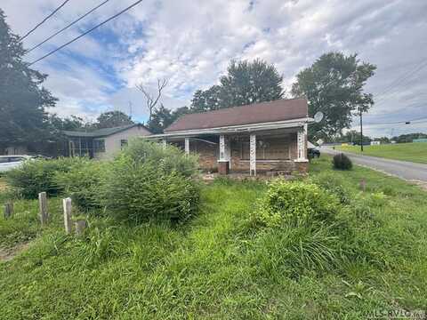 500 DOSWELL ST, Blackstone, VA 23824