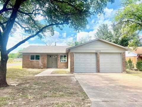 1025 Woodruff St, San Angelo, TX 76905