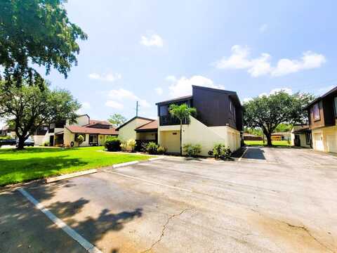 5320 Bosque Lane, West Palm Beach, FL 33415
