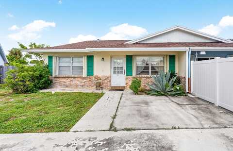 3843 Van Cott Circle, West Palm Beach, FL 33403