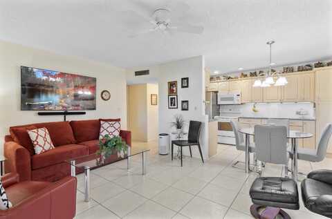 5180 E Sabal Palm Boulevard, Tamarac, FL 33319