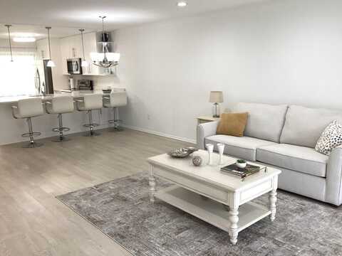 8315 Casa Del Lago, Boca Raton, FL 33433
