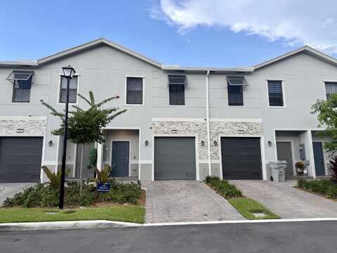860 NW 3rd Terrace, Pompano Beach, FL 33060