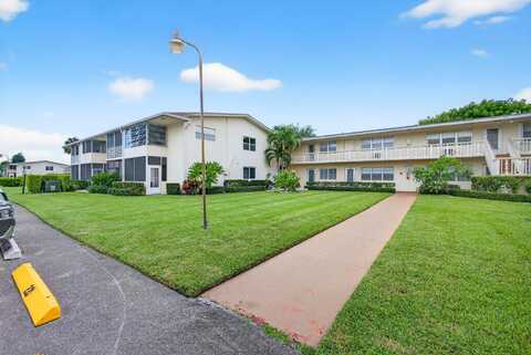 221 Coventry J, West Palm Beach, FL 33417