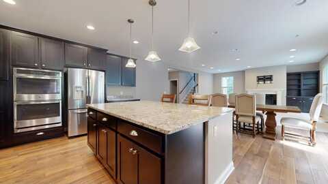 5585 Orchard Cove, Minnetrista, MN 55364