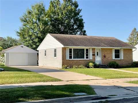 1916 3rd Avenue SE, Austin, MN 55912
