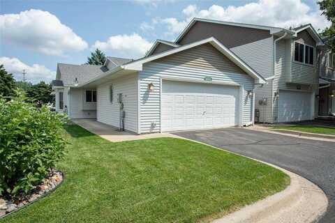 8692 Norway Street NW, Coon Rapids, MN 55433