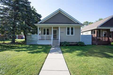 2220 Reaney Avenue E, Saint Paul, MN 55119