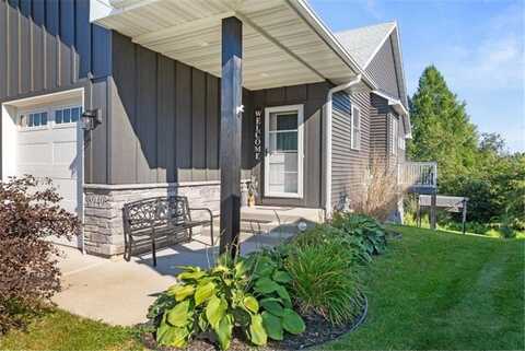 8949 Parkview Circle, Chisago City, MN 55013