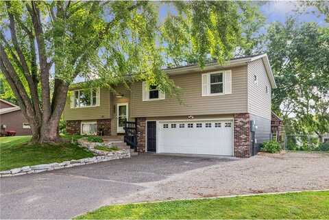 5577 Oldfield Avenue N, Stillwater, MN 55082
