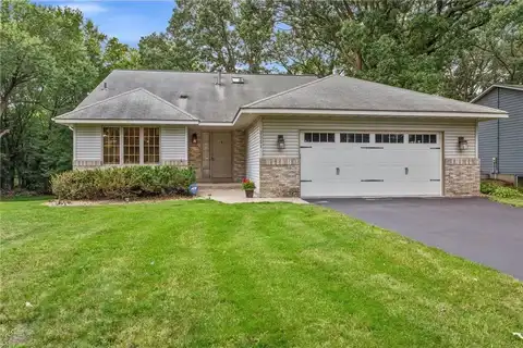 3051 Fairview Avenue N, Roseville, MN 55113