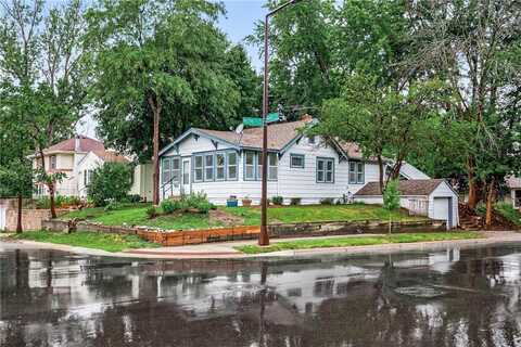2015 Bush Avenue E, Saint Paul, MN 55119