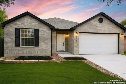 3320 Whisper Bluff, Schertz, TX 78108