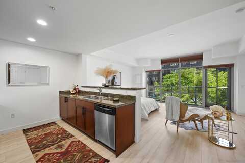 206 Park Blvd unit: 405, San Diego, CA 92101