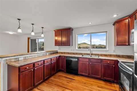127 OAK RIDGE CIRCLE, Oak Creek, CO 80467