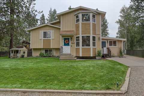 11280 W Meadowview Ln, Nine Mile Falls, WA 99026