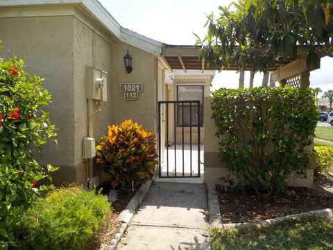 1021 Abada Court NE, Palm Bay, FL 32905