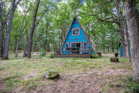 2847 W 3rd Drive, Oxford, WI 53952