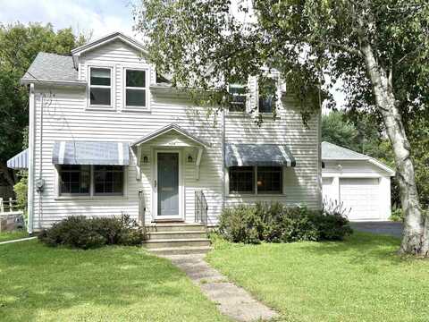 426 S Whiton Street, Whitewater, WI 53190