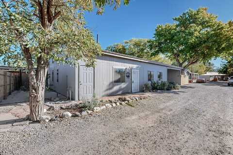 428 S Camino Del Pueblo, Bernalillo, NM 87004