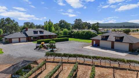 18757 Gas Point Road, Cottonwood, CA 96022