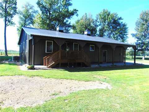 1105 W Dawson Smith Rd, Madison, IN 47250
