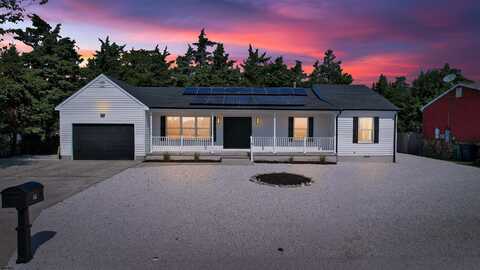 41 Atlantis Blvd, Egg Harbor Township, NJ 08087
