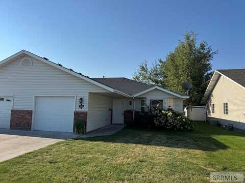 513 Gwen Loop, Blackfoot, ID 83221
