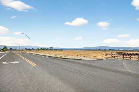 Lear Way, Medford, OR 97504