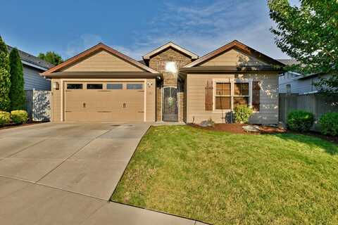 1161 Banyan Lane, Medford, OR 97504