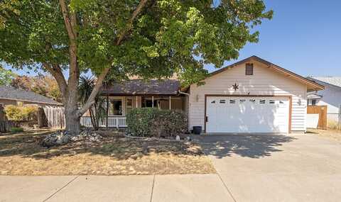 2130 SW North Star Drive, Grants Pass, OR 97527
