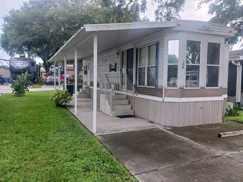 900 Old Combee Rd 104, Lakeland, FL 33805