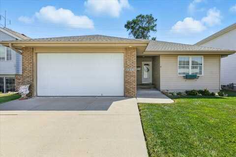 2605 PAVICH Drive, COUNCIL BLUFFS, IA 51501