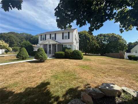 93 Manila Avenue, Woonsocket, RI 02895