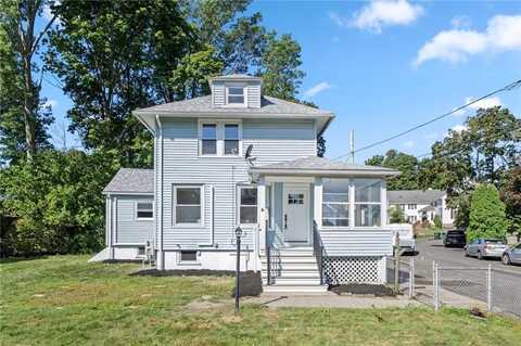 28 Manchester Street, Warwick, RI 02888