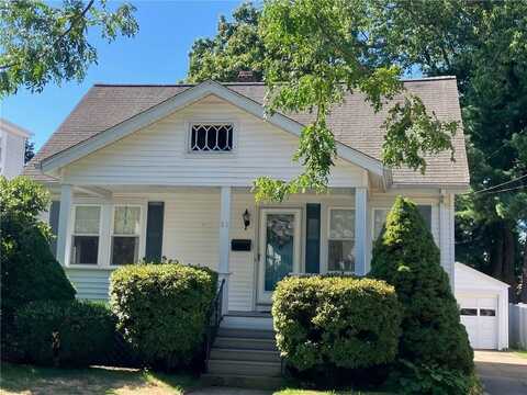 83 Mountain Avenue, East Providence, RI 02915
