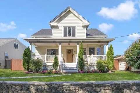 10 Long Street, Johnston, RI 02919