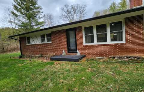 2096 Aspen Dr., Woodlawn, VA 24381