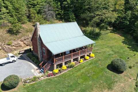 7407 Riverside Dr, Fries, VA 24330