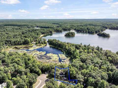 4056 N Spider Lake Road, Traverse City, MI 49696
