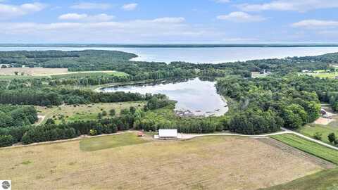 3625 Swaney Road, Traverse City, MI 49686