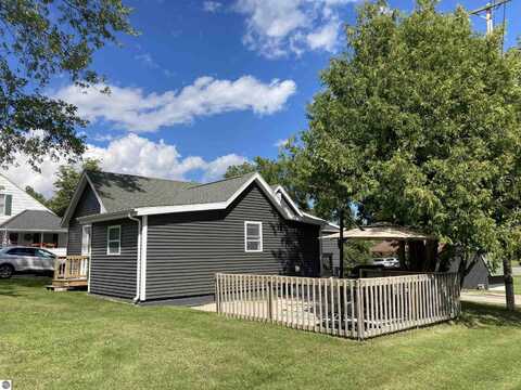 402 N Williams Street, Rose City, MI 48654