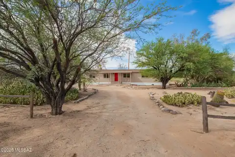 16842 W Calle Carmela, Marana, AZ 85653