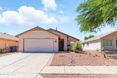 7052 E Typhoon Flyer Way, Tucson, AZ 85730